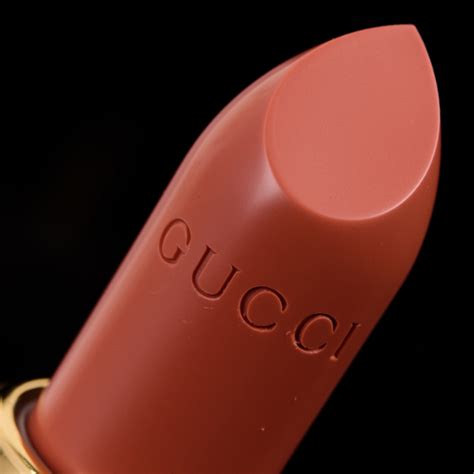 Gucci Beauty Hold Your Man (205) Sheer Lipstick Review